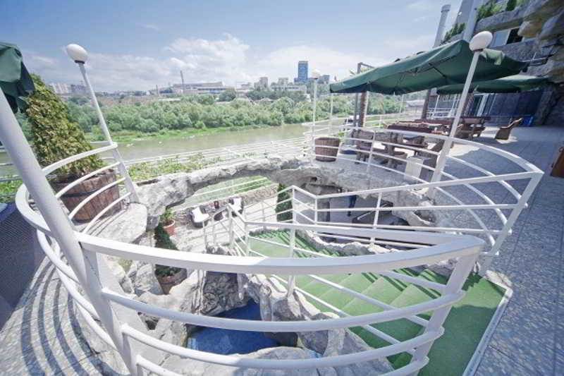 Cruise Hotel Tbilisi Esterno foto